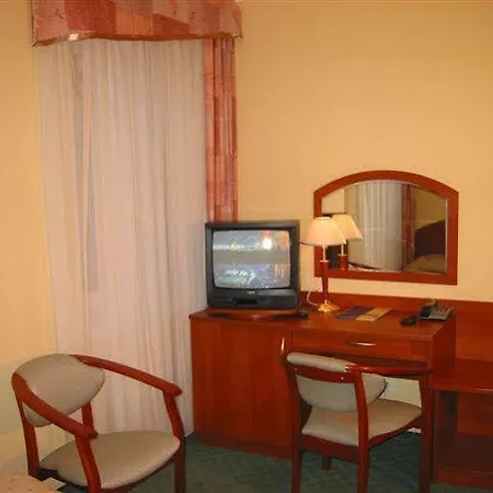Zulawy Hotel